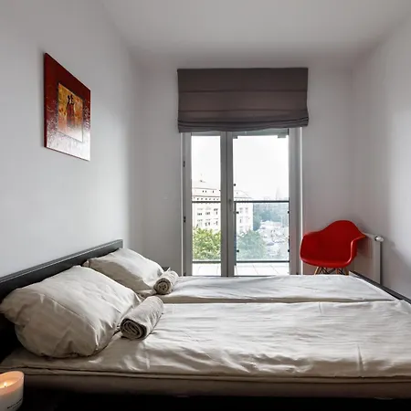 Apartament - Center - Comfortable And Bright - L17